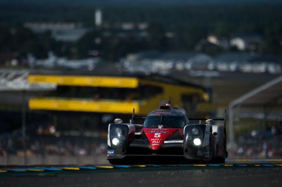  Toyota TS050 Hybrid 2016 года  (фото 1 из 27)
